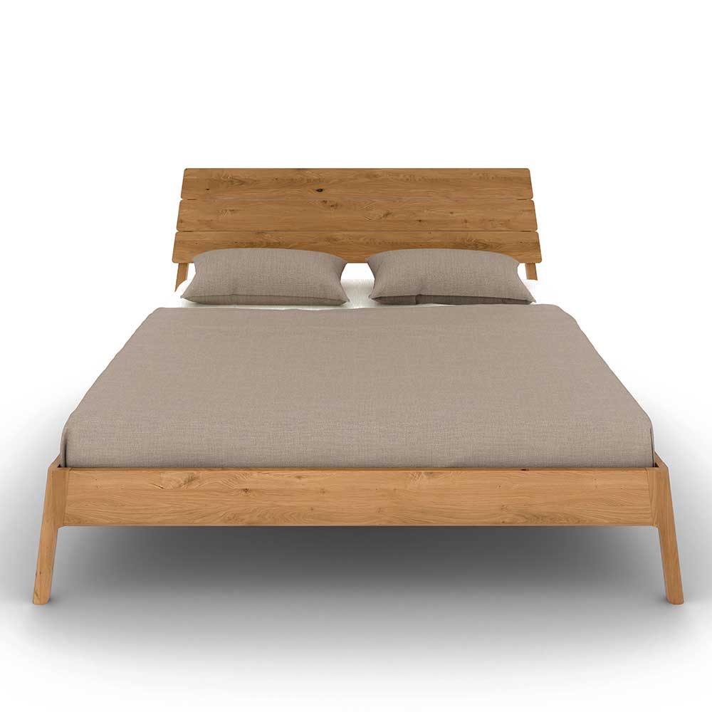 Doppelbett Rigunac aus Wildeiche Massivholz in modernem Design