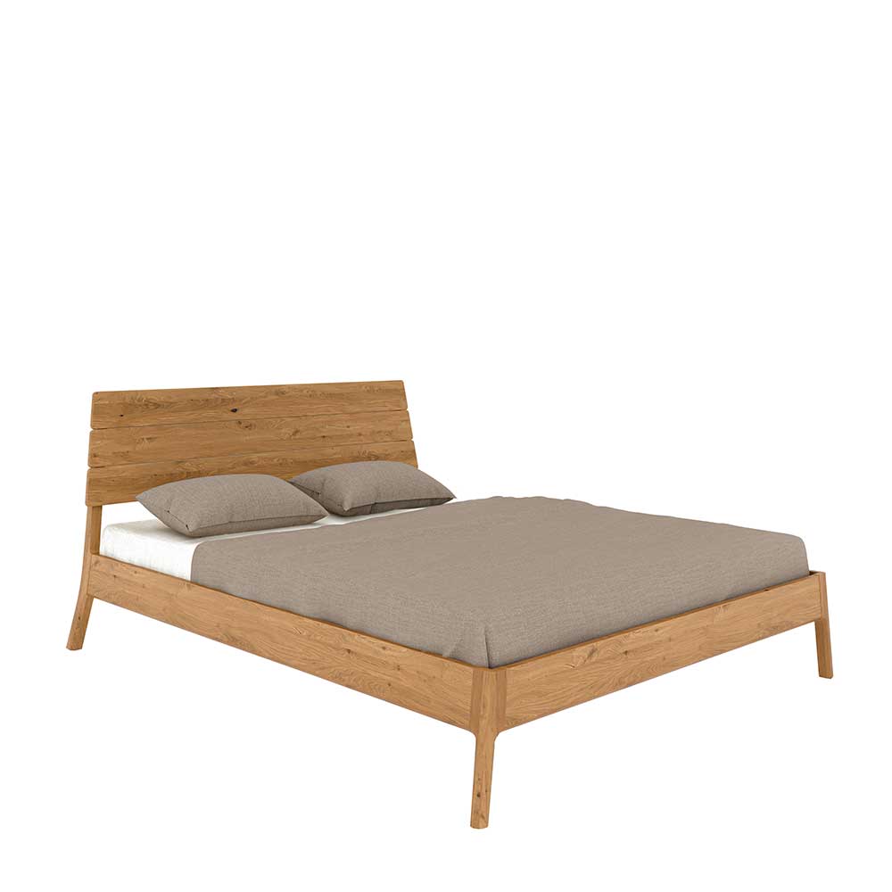 Doppelbett Rigunac aus Wildeiche Massivholz in modernem Design