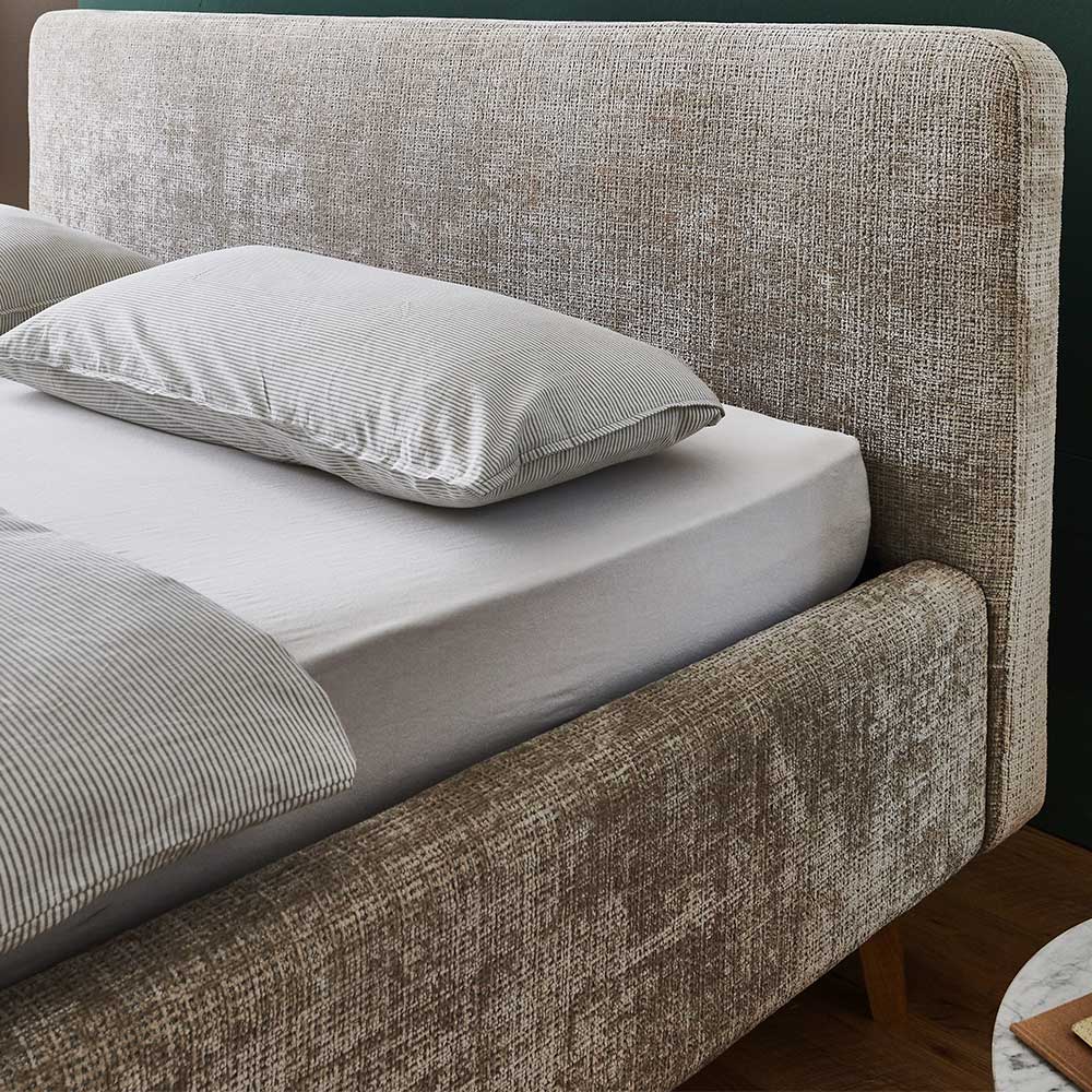 Gepolstertes Doppelbett Pierette in Beige mit Vierfußgestell aus Eiche