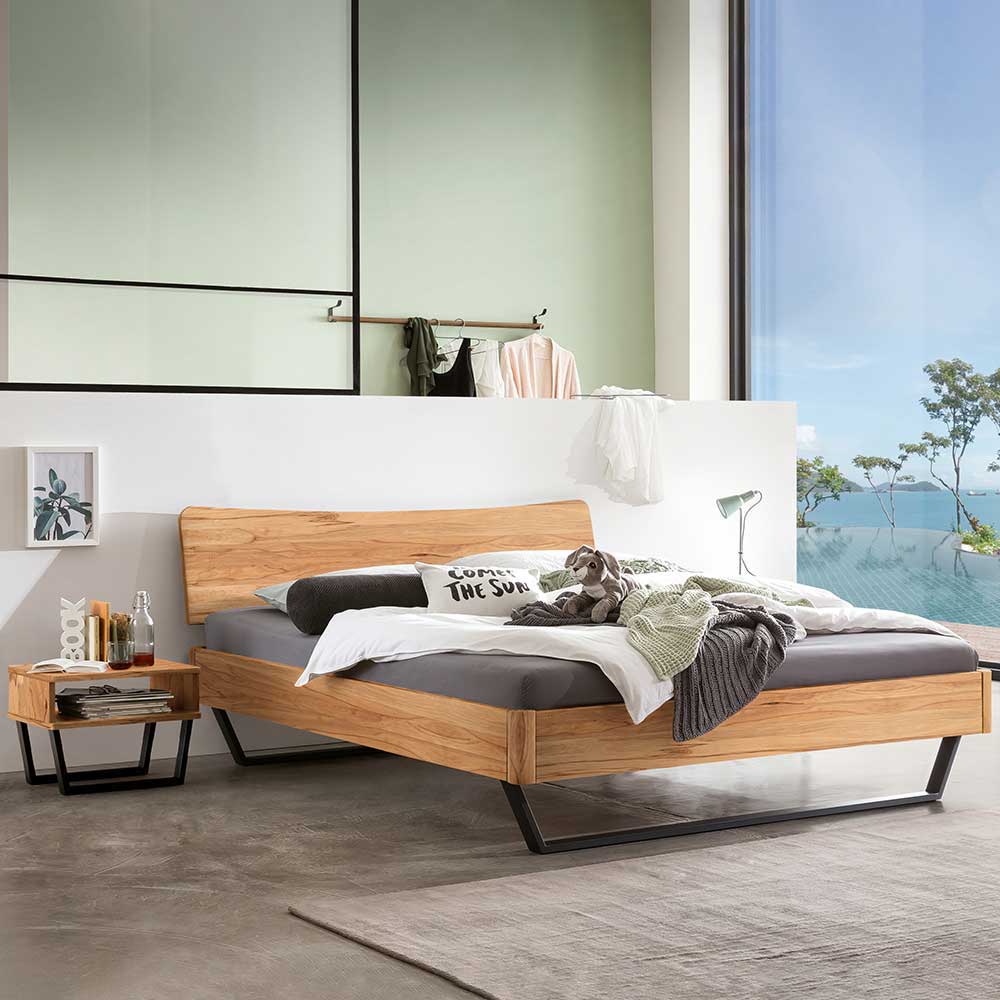 Loft Stil Doppelbett Perleberg aus Wildbuche Massivholz und Stahl