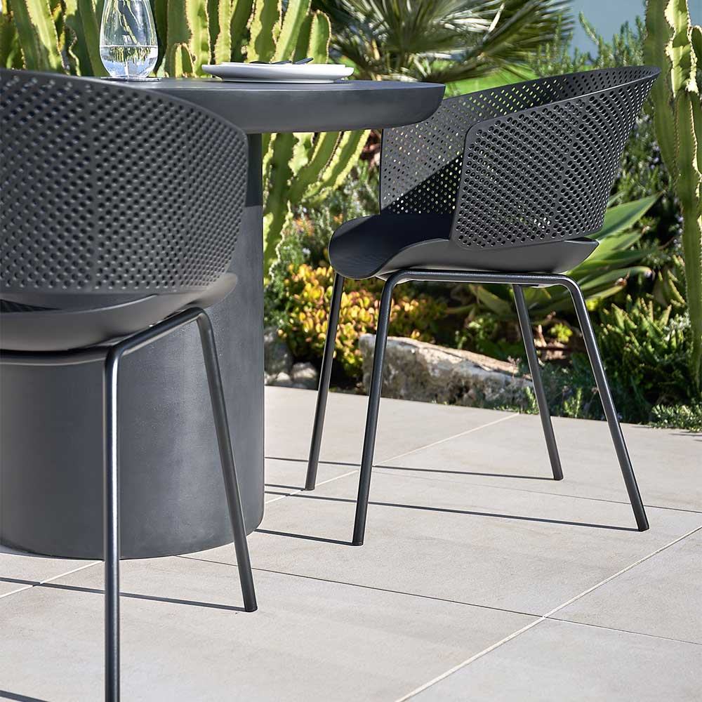 Moderne Gartenstühle Sensivila in Schwarz aus Kunststoff und Stahl (4er Set)