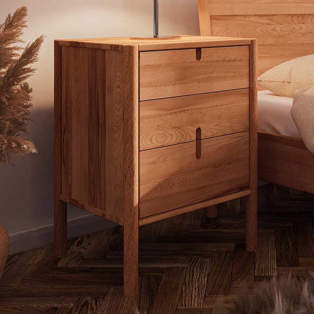 Schlafzimmer Kommode Artjes aus Wildbuche Massivholz 69 cm hoch