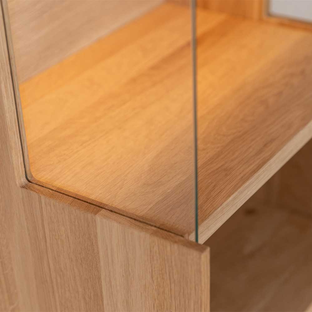 Wohnzimmerschrank Lakosion mit Glastür und Massivholz Oberfläche