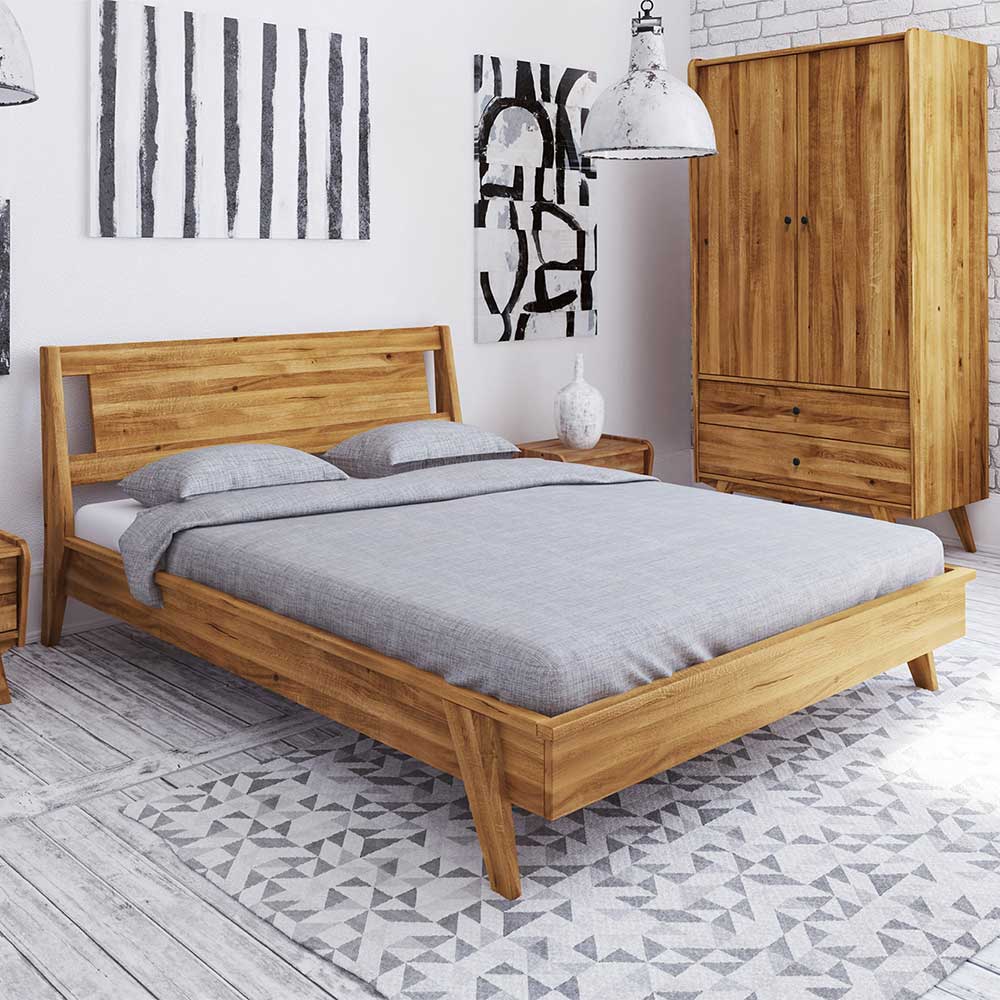 Holz Doppelbett Carilla aus Wildeiche Massivholz im Retro Design