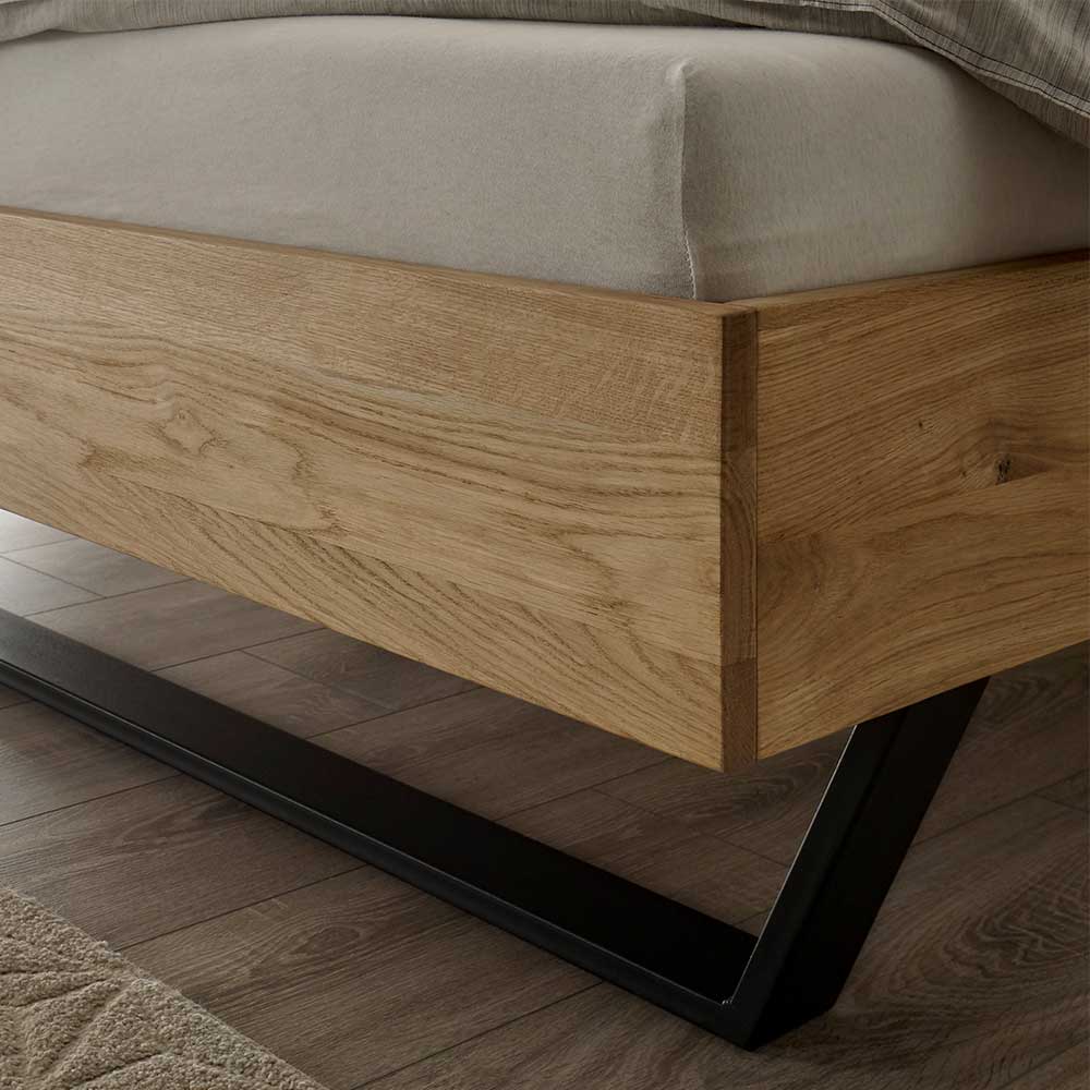 Breites Bett Renato aus Massivholz in modernem Design