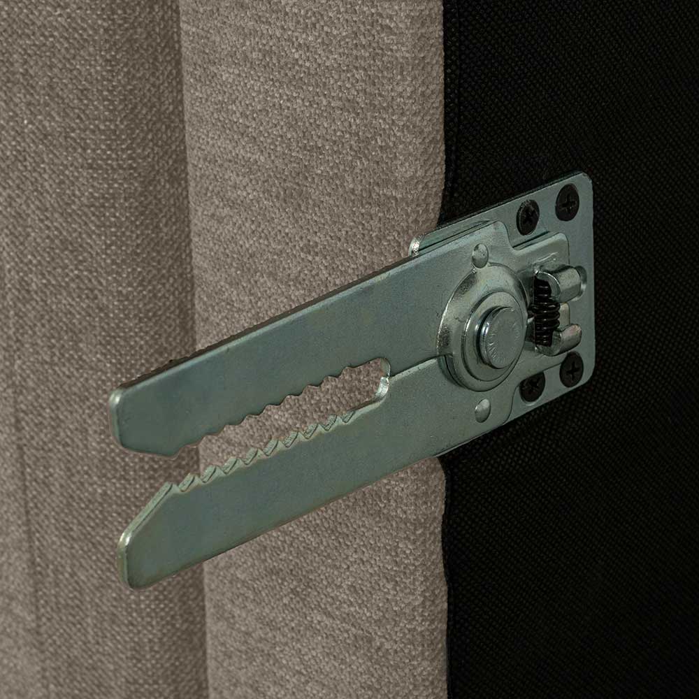 Couchhocker Udjaca in Taupe mit Vierfußgestell aus Metall