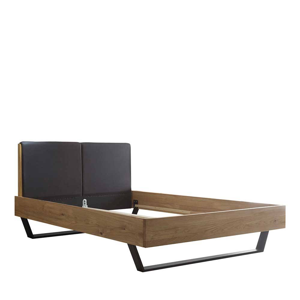 Breites Bett Renato aus Massivholz in modernem Design